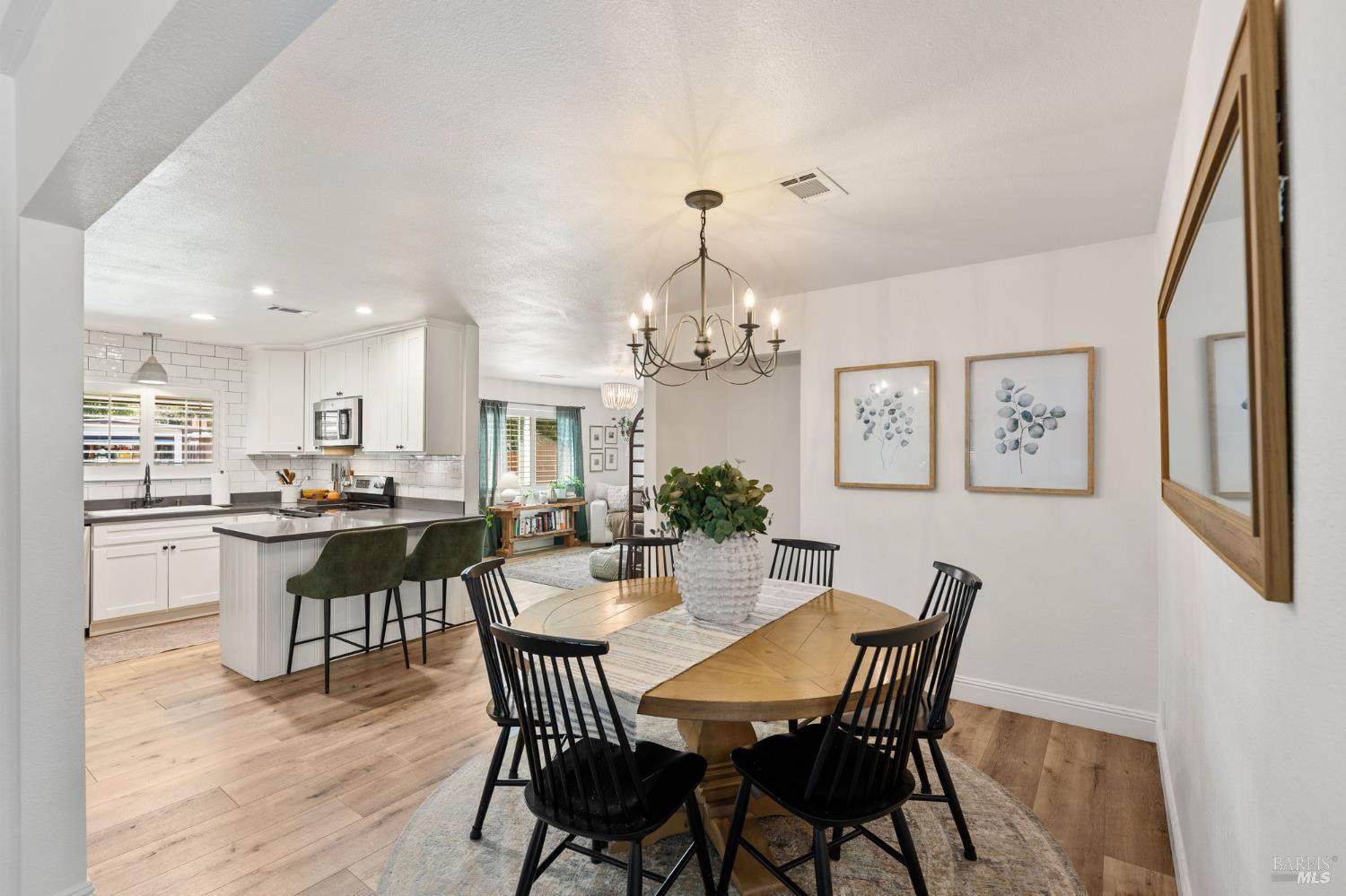 Detail Gallery Image 16 of 30 For 243 Cedar St, Vacaville,  CA 95688 - 4 Beds | 2 Baths