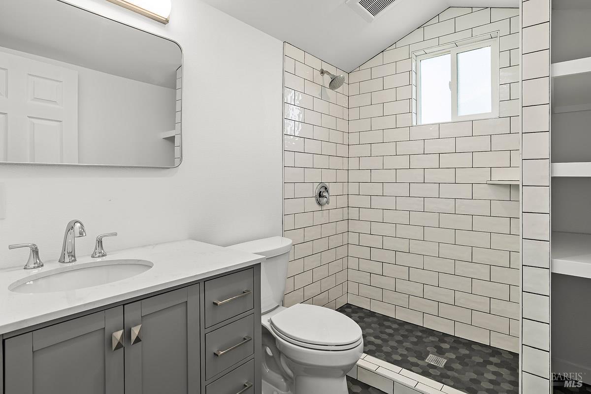 Detail Gallery Image 34 of 37 For 523 B St, San Rafael,  CA 94901 - – Beds | – Baths