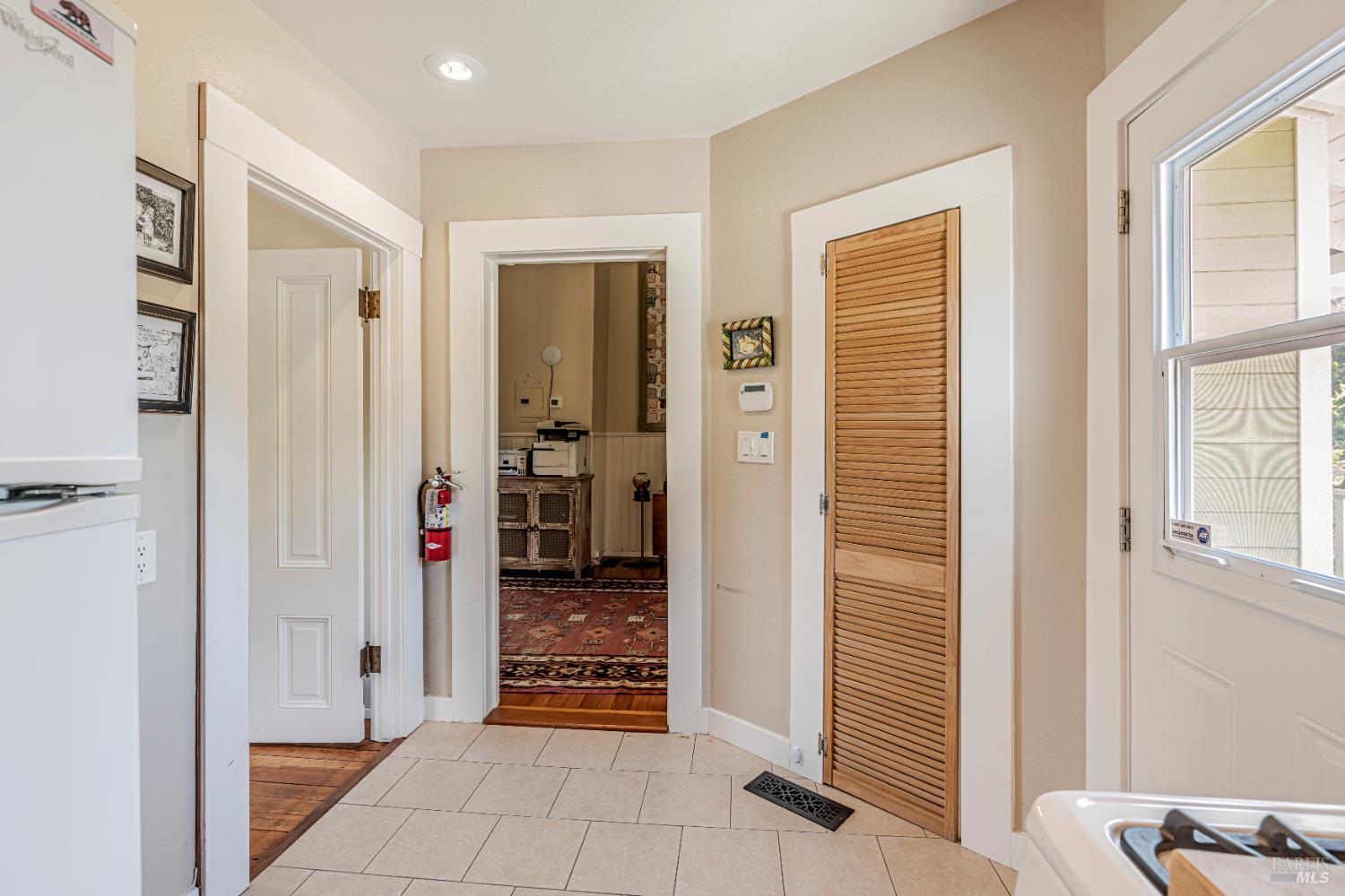 Detail Gallery Image 33 of 71 For 602 W K St, Benicia,  CA 94510 - – Beds | – Baths