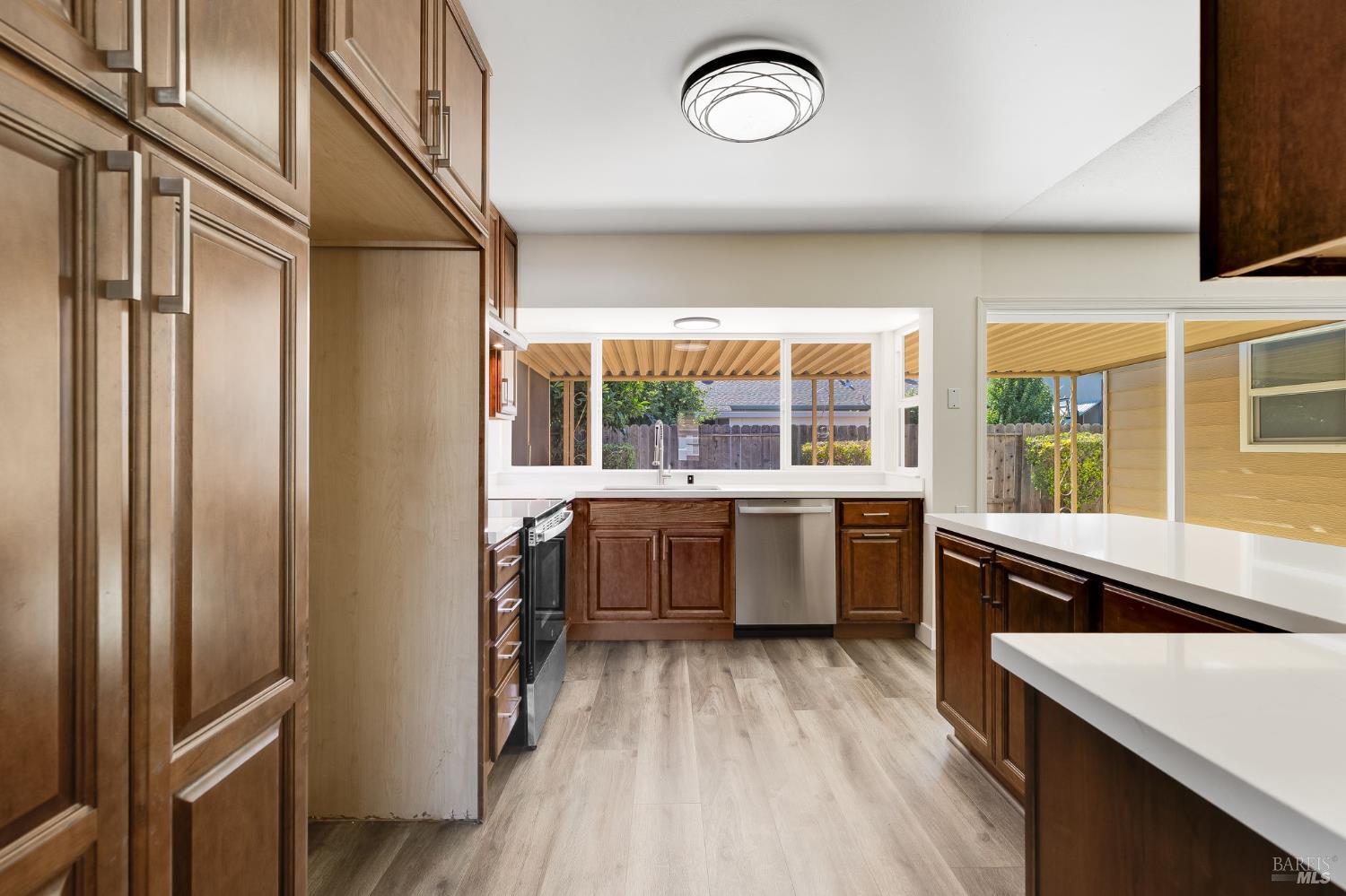 Detail Gallery Image 11 of 32 For 2257 Bellamy Ct, Fairfield,  CA 94533 - 3 Beds | 2 Baths