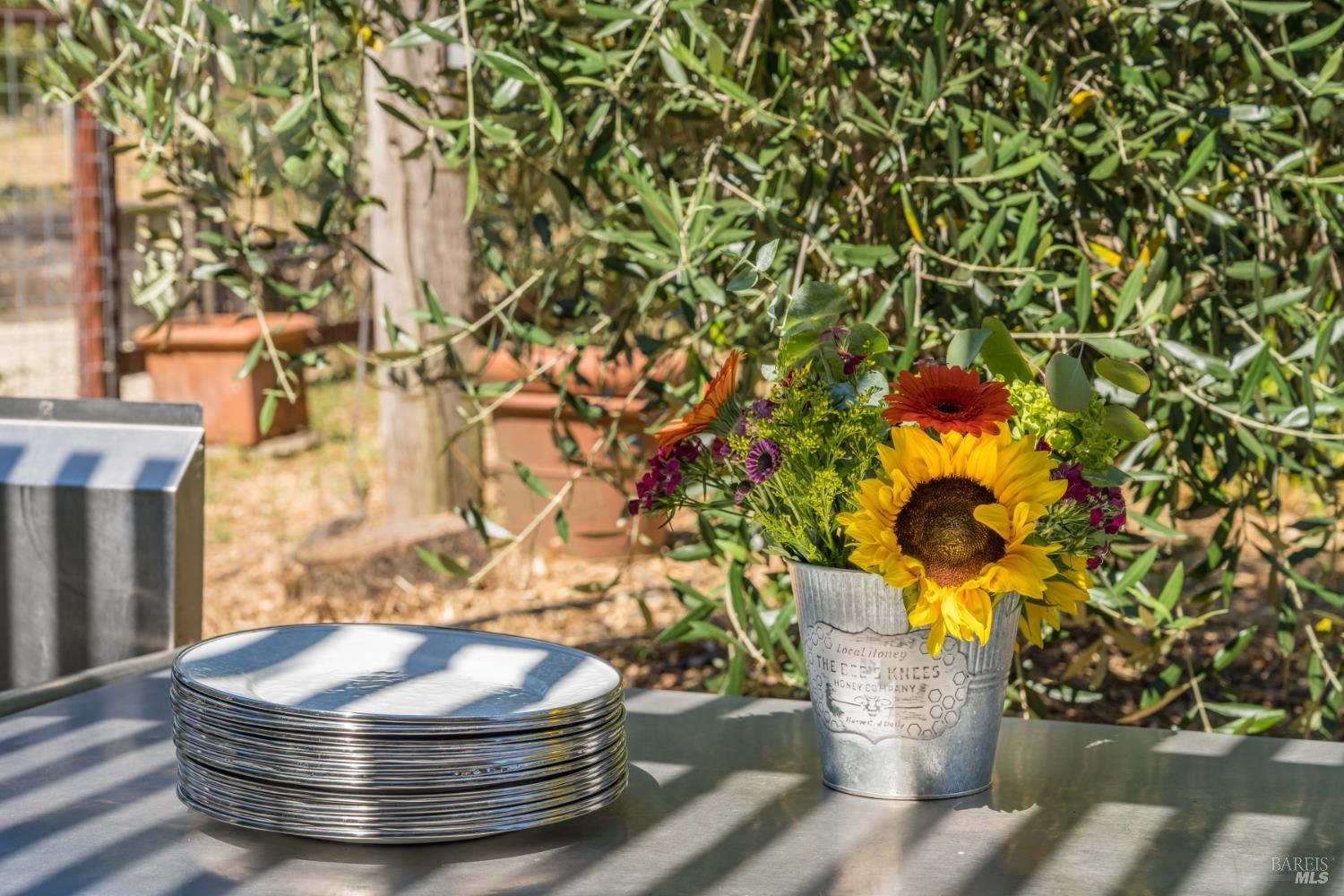 Detail Gallery Image 53 of 64 For 14856 Chalk Hill Rd, Healdsburg,  CA 95448 - 3 Beds | 2/1 Baths