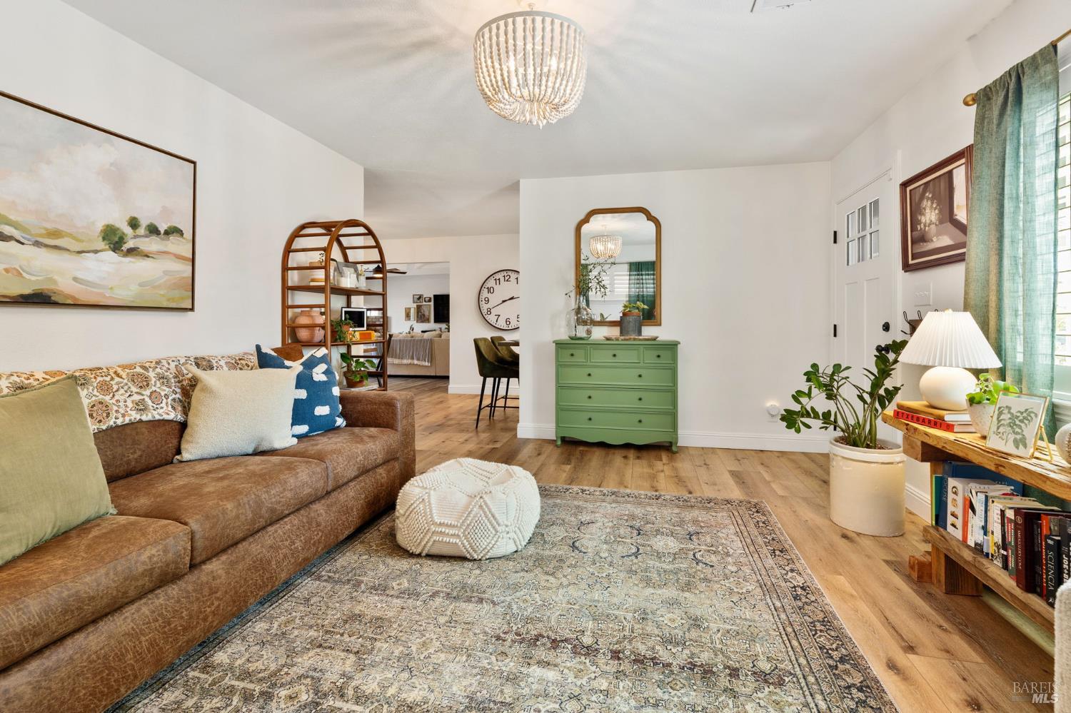 Detail Gallery Image 6 of 30 For 243 Cedar St, Vacaville,  CA 95688 - 4 Beds | 2 Baths
