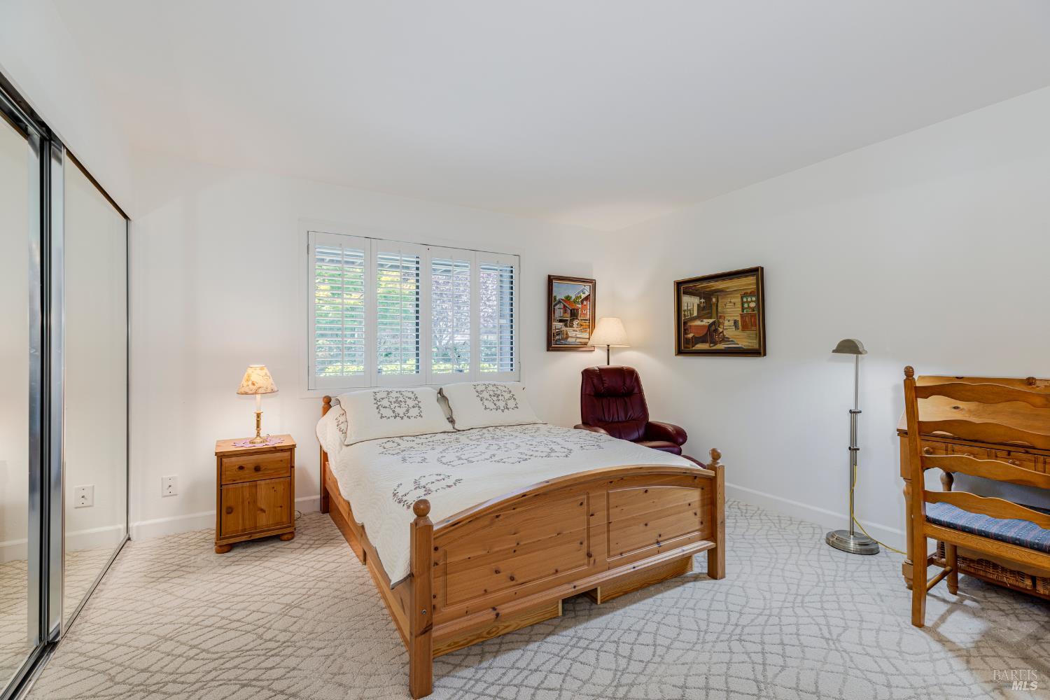 Detail Gallery Image 11 of 34 For 62 Cypress Pl, Sausalito,  CA 94965 - 2 Beds | 2 Baths