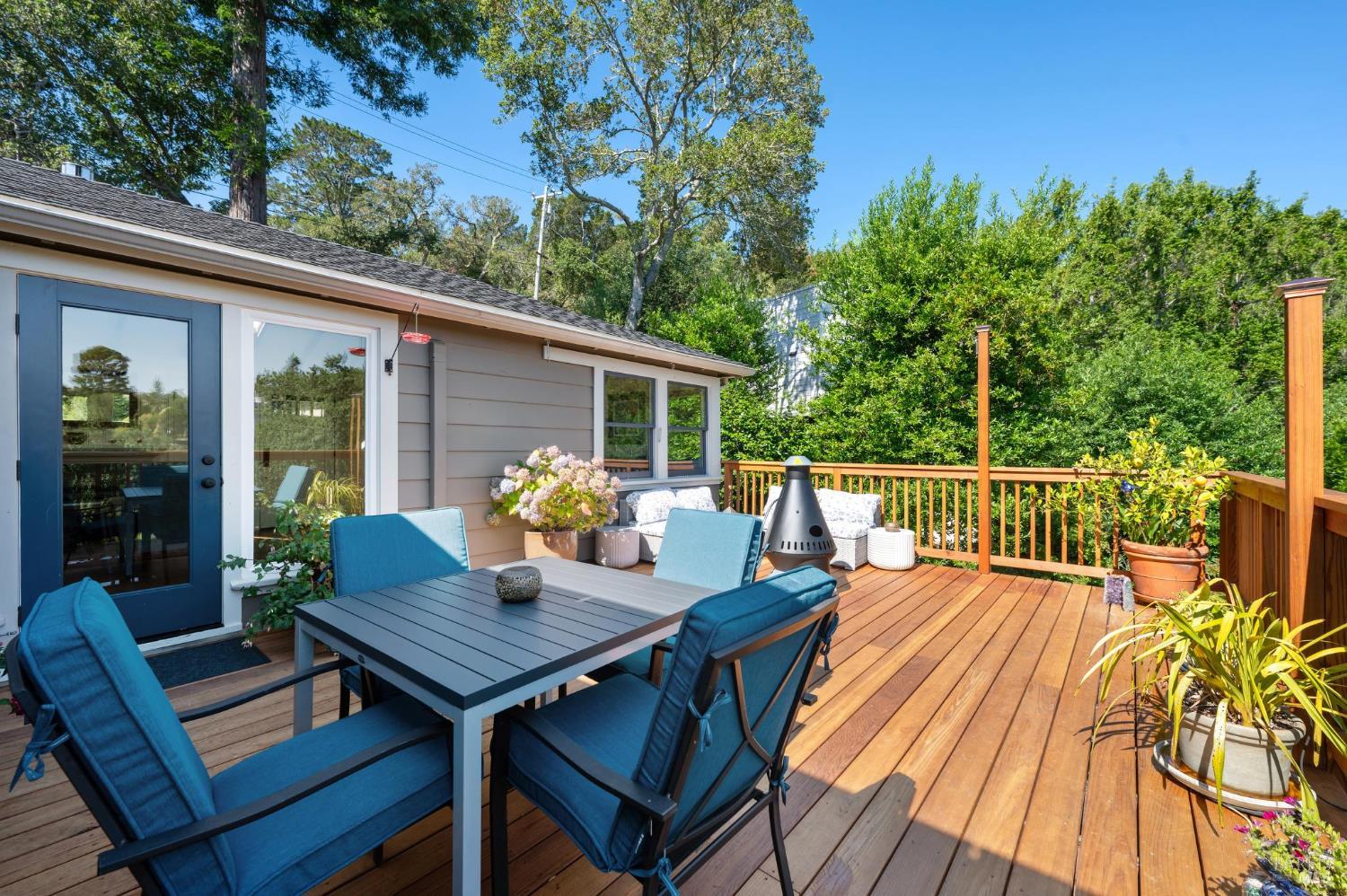 Detail Gallery Image 32 of 36 For 144 Melville Ave, San Anselmo,  CA 94960 - 3 Beds | 3 Baths