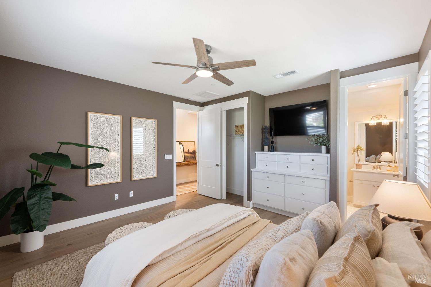 Detail Gallery Image 25 of 63 For 56 Wine Press Way, Napa,  CA 94558 - 4 Beds | 3/1 Baths