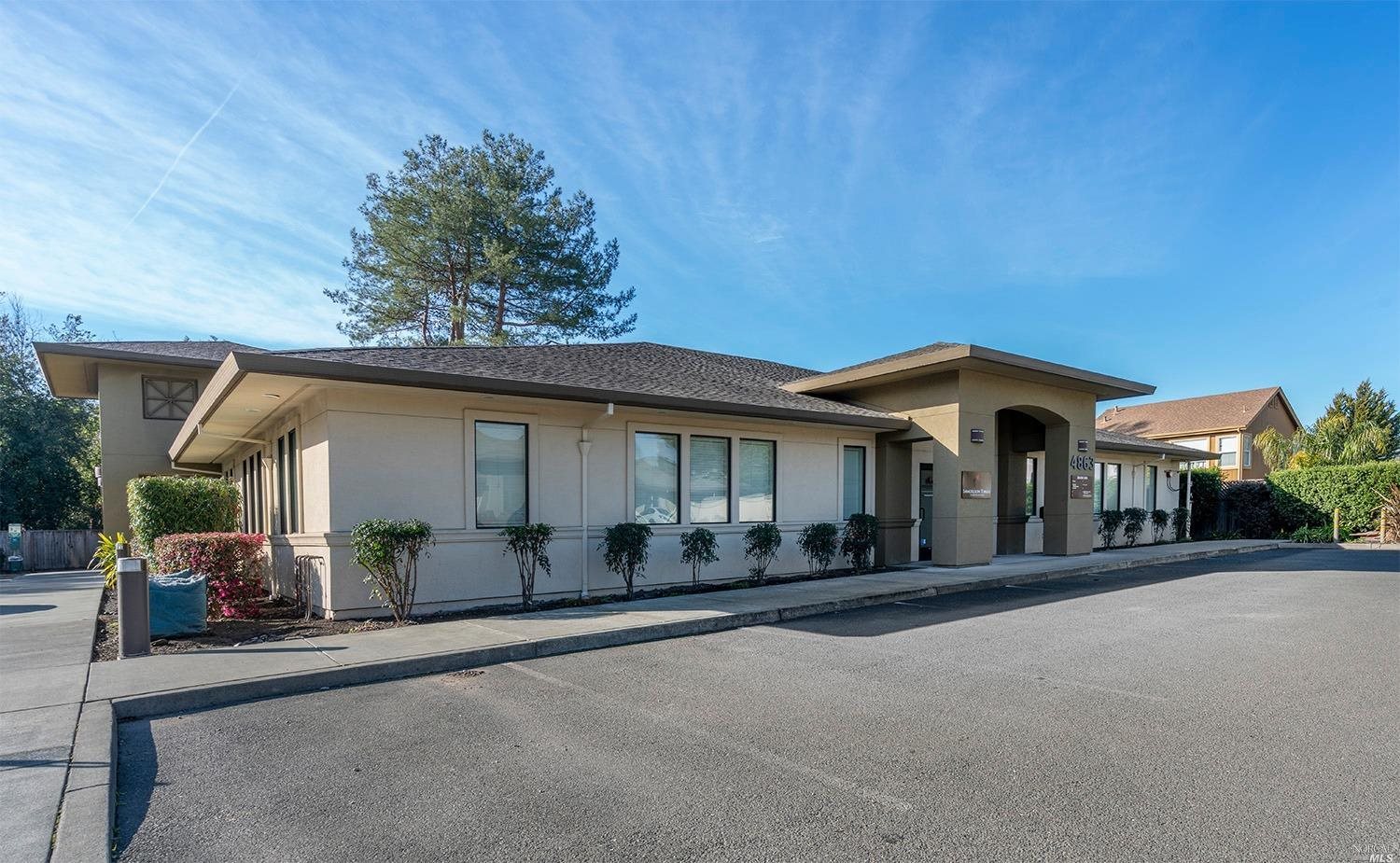 Detail Gallery Image 2 of 14 For 4863 Old Redwood Hwy #F,  Santa Rosa,  CA 95403 - – Beds | – Baths