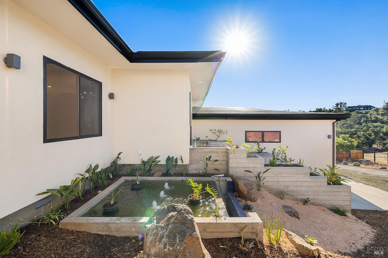 Detail Gallery Image 80 of 93 For 5044 Linda Ln, Santa Rosa,  CA 95404 - 3 Beds | 3/1 Baths