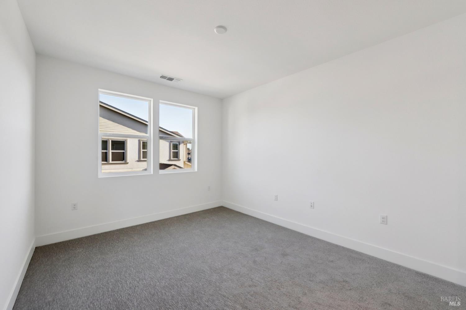 Detail Gallery Image 22 of 40 For 1576 Claritin St, Santa Rosa,  CA 95403 - 4 Beds | 4 Baths