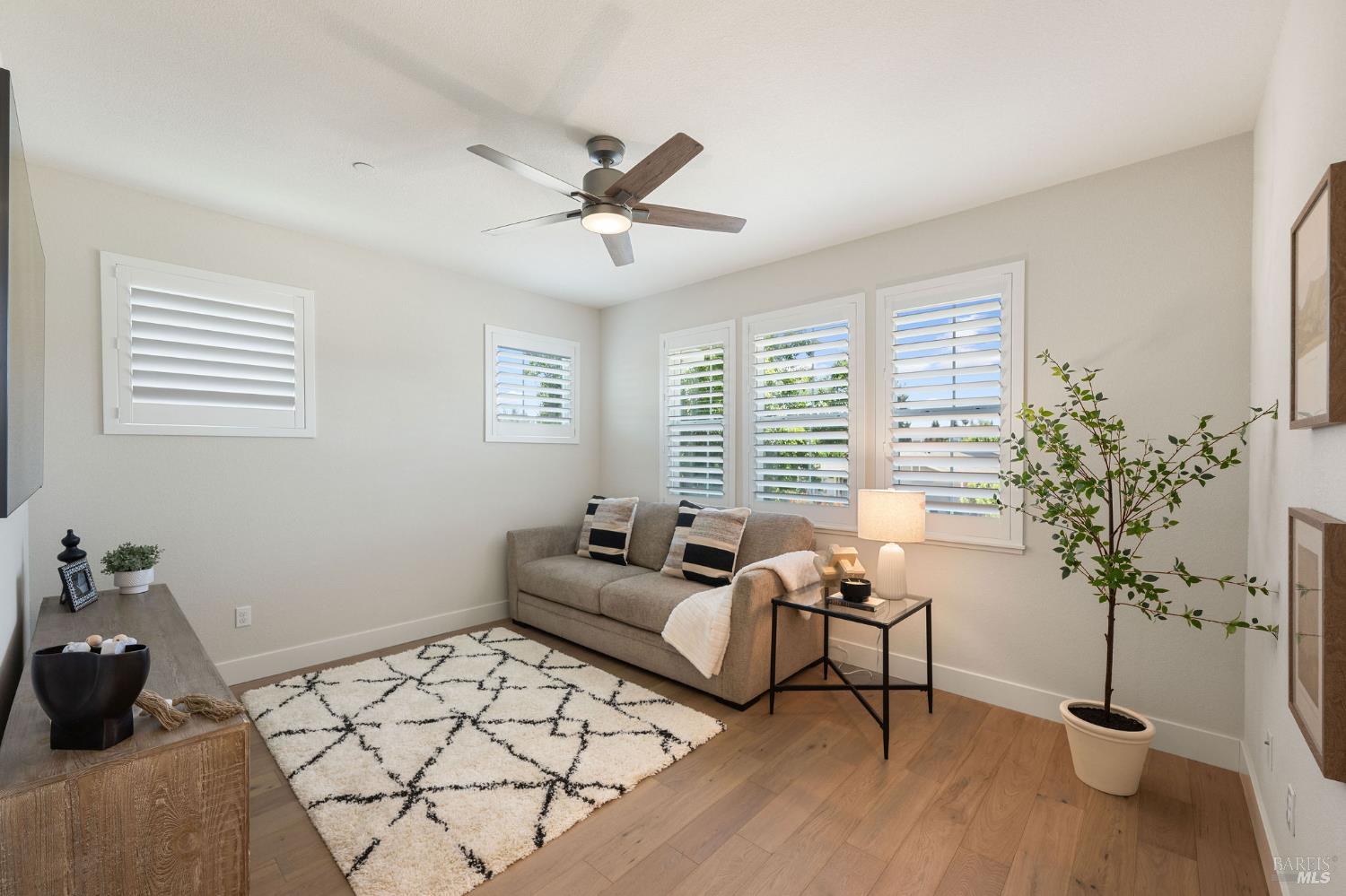 Detail Gallery Image 32 of 63 For 56 Wine Press Way, Napa,  CA 94558 - 4 Beds | 3/1 Baths
