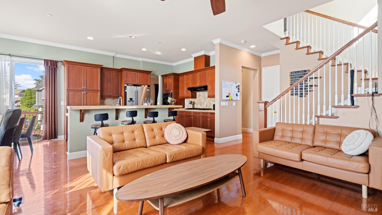 Detail Gallery Image 10 of 49 For 2011 Bellaterra Ct, Santa Rosa,  CA 95404 - 4 Beds | 3 Baths