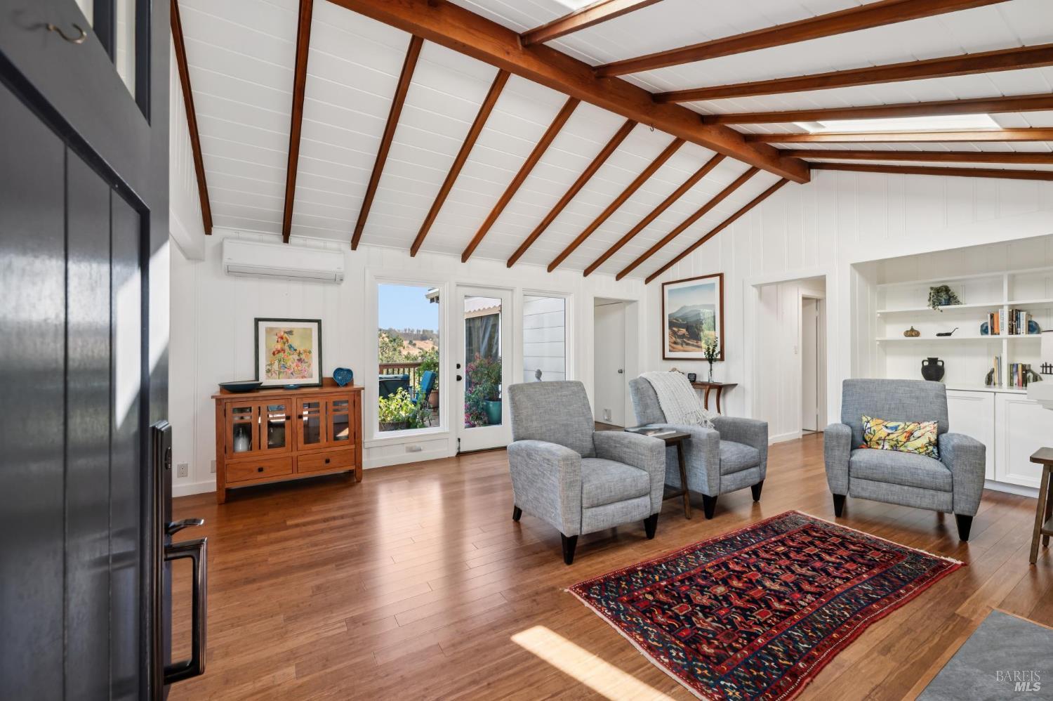 Detail Gallery Image 6 of 36 For 144 Melville Ave, San Anselmo,  CA 94960 - 3 Beds | 3 Baths
