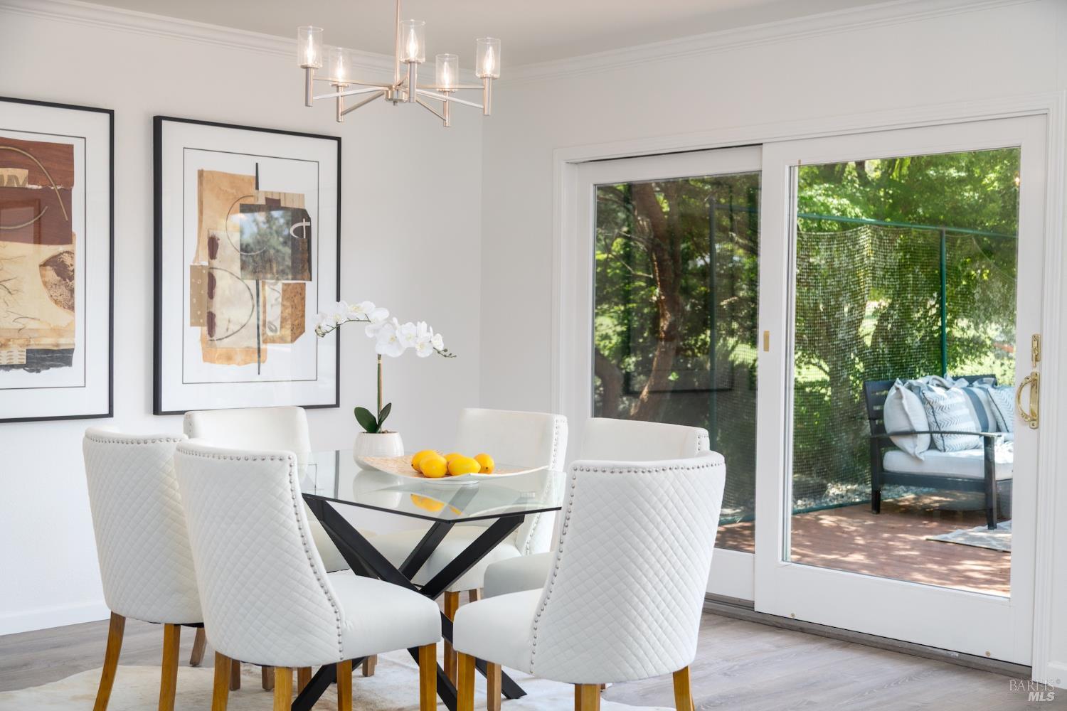 Detail Gallery Image 15 of 32 For 137 Valley Lakes Dr, Santa Rosa,  CA 95409 - 3 Beds | 2 Baths
