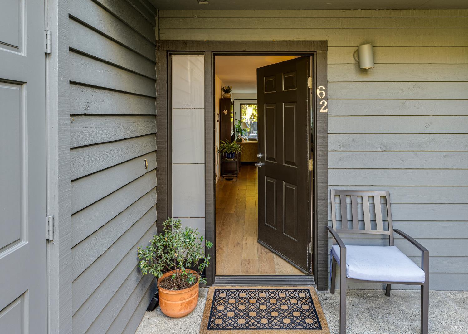 Detail Gallery Image 1 of 34 For 62 Cypress Pl, Sausalito,  CA 94965 - 2 Beds | 2 Baths