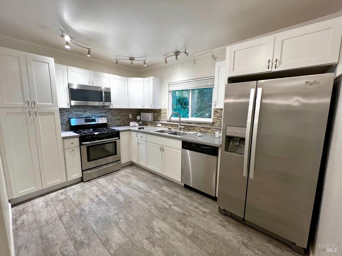 Detail Gallery Image 26 of 47 For 17410 Park Ave, Guerneville,  CA 95446 - – Beds | – Baths