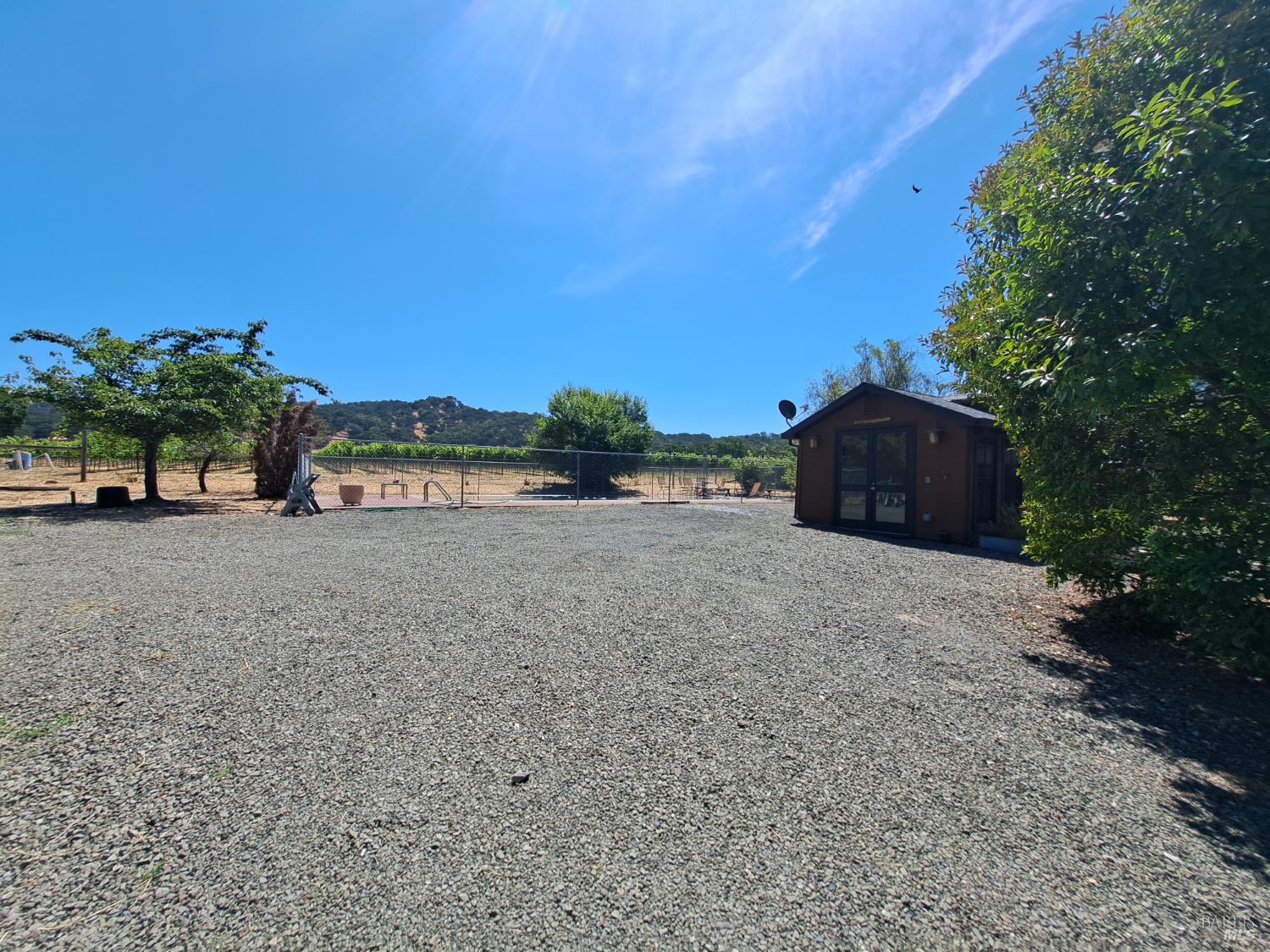 Detail Gallery Image 5 of 41 For 1705 Wooden Valley Rd, Napa,  CA 94558 - 1 Beds | 1 Baths