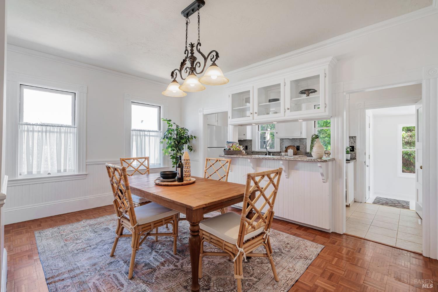 Detail Gallery Image 13 of 48 For 29 Frances St, San Rafael,  CA 94901 - – Beds | – Baths