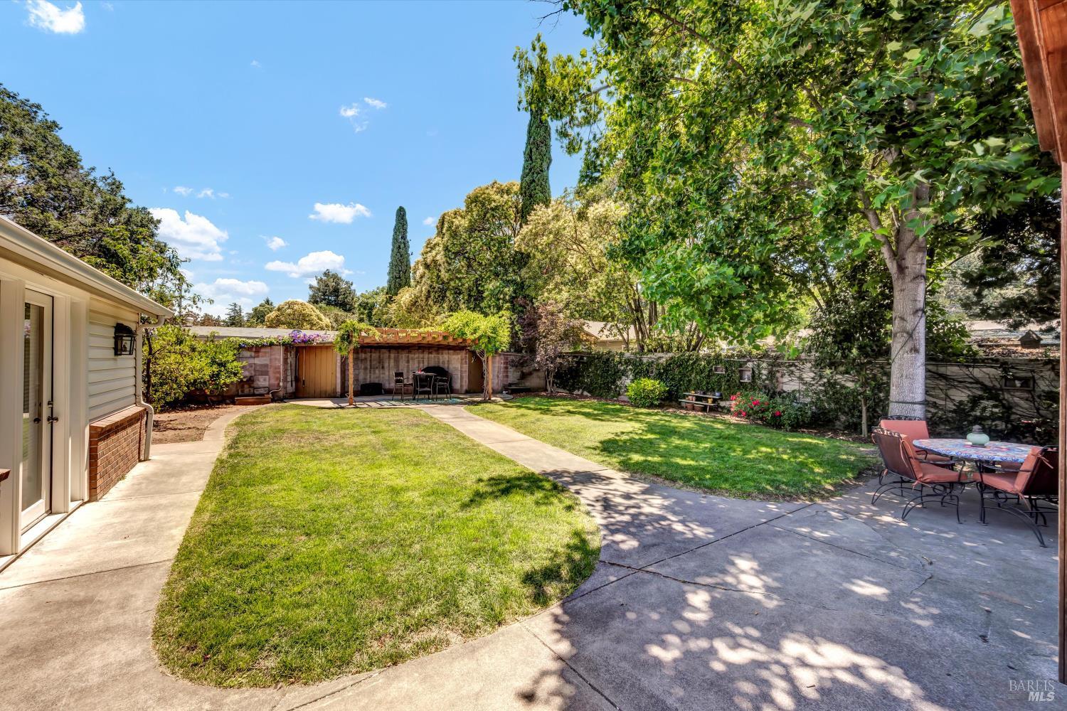 Detail Gallery Image 25 of 63 For 1015 Shetler Ave, Napa,  CA 94559 - 3 Beds | 2/1 Baths