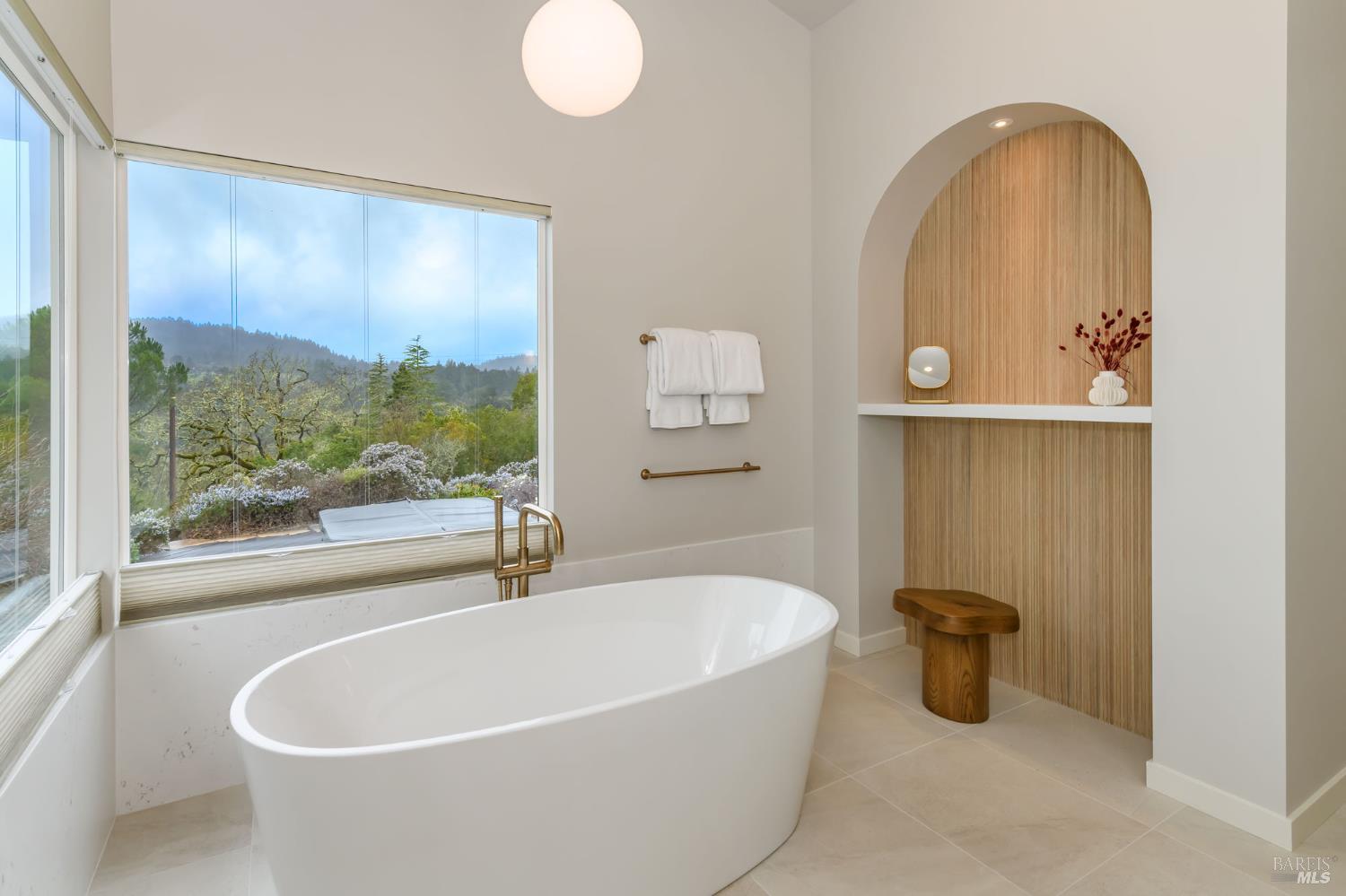 Detail Gallery Image 30 of 58 For 2300 Mill Creek Ln, Healdsburg,  CA 95448 - 3 Beds | 3 Baths