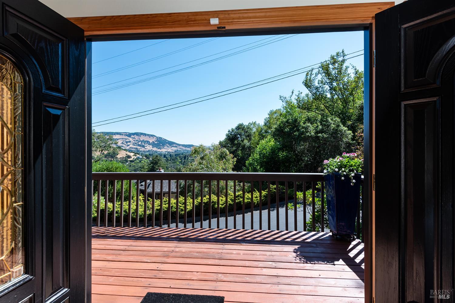 Detail Gallery Image 20 of 25 For 50 Palomino Cir, Novato,  CA 94947 - 3 Beds | 2/1 Baths