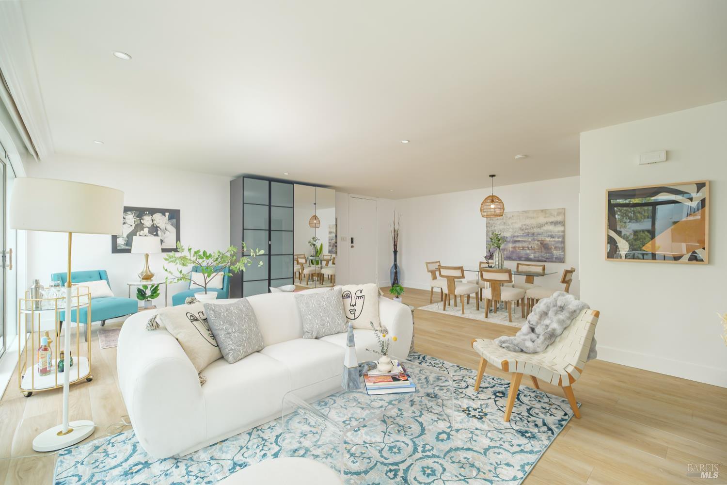 Detail Gallery Image 3 of 29 For 4221 Shelter Bay Ave, Mill Valley,  CA 94941 - 2 Beds | 2 Baths