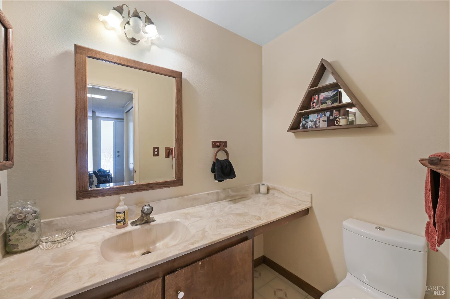 Detail Gallery Image 23 of 32 For 55 Salvatore Dr, Novato,  CA 94949 - 3 Beds | 2/1 Baths