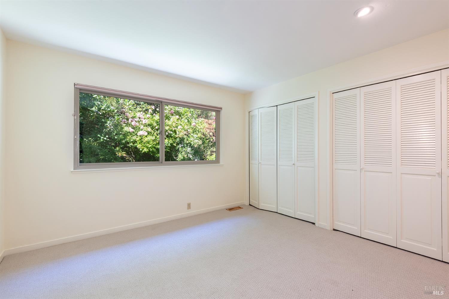 Detail Gallery Image 12 of 25 For 50 Palomino Cir, Novato,  CA 94947 - 3 Beds | 2/1 Baths