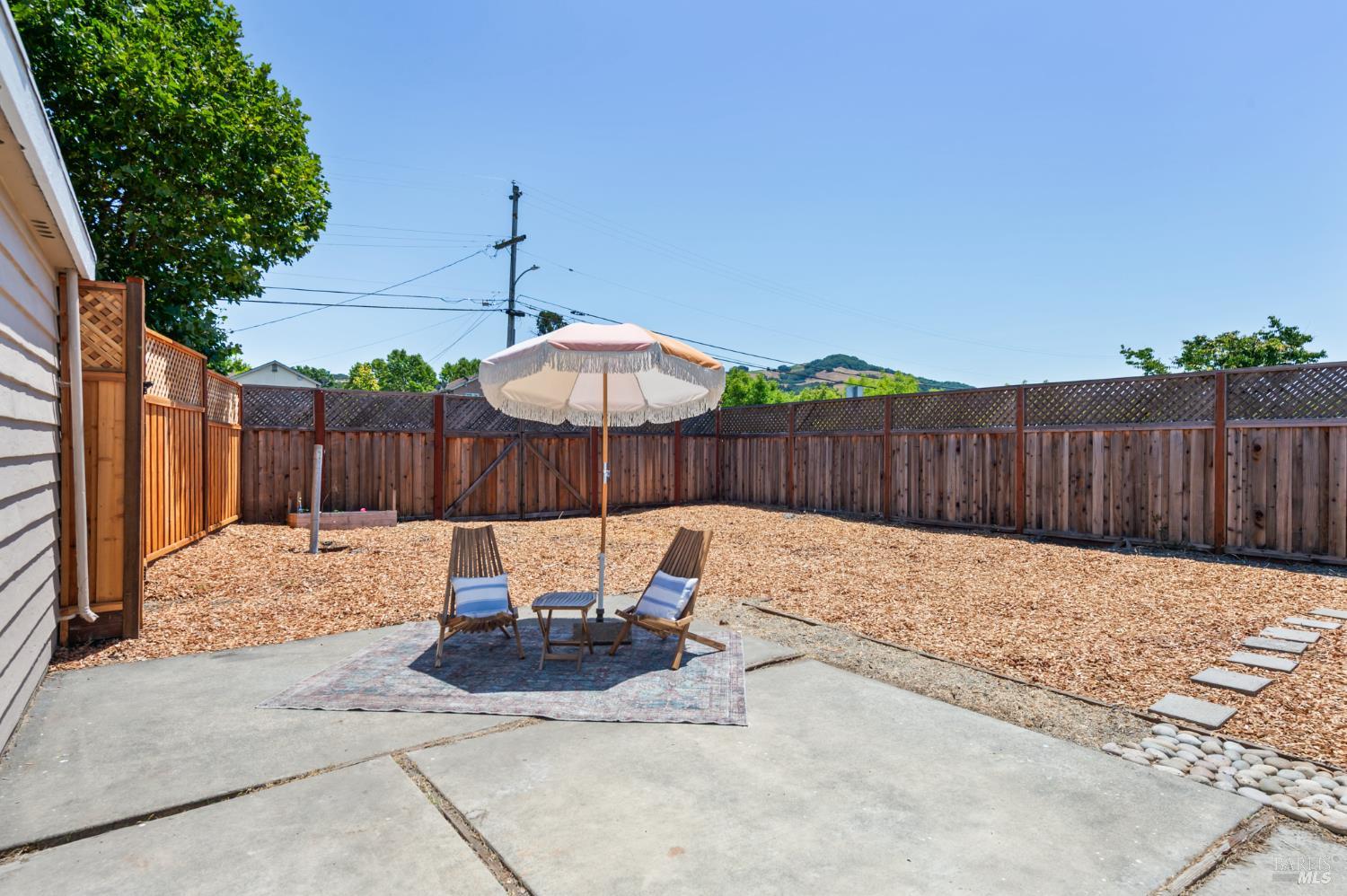 Detail Gallery Image 19 of 26 For 1162 San Domingo Dr, Santa Rosa,  CA 95404 - 3 Beds | 1 Baths