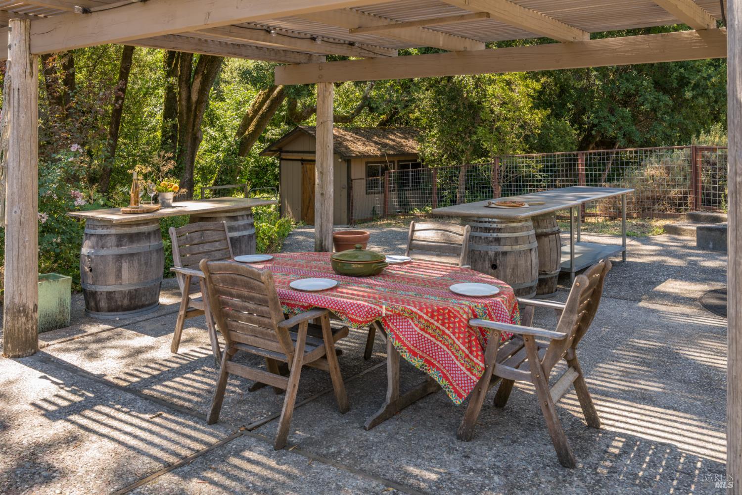 Detail Gallery Image 42 of 64 For 14856 Chalk Hill Rd, Healdsburg,  CA 95448 - 3 Beds | 2/1 Baths