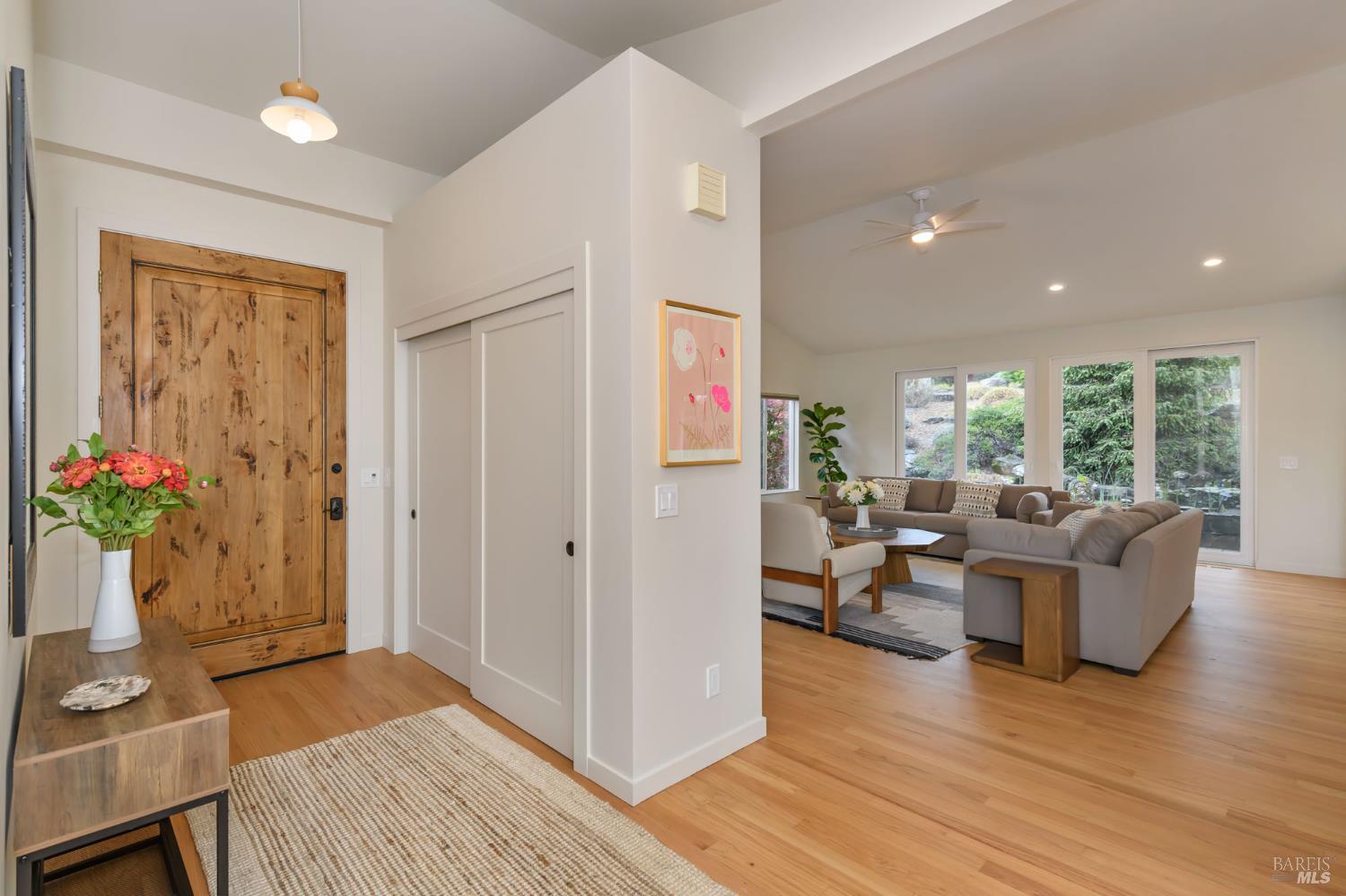 Detail Gallery Image 5 of 58 For 2300 Mill Creek Ln, Healdsburg,  CA 95448 - 3 Beds | 3 Baths