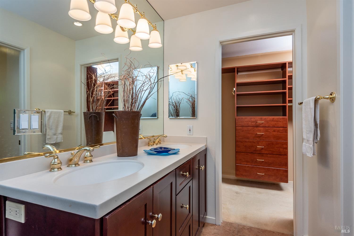 Detail Gallery Image 9 of 25 For 50 Palomino Cir, Novato,  CA 94947 - 3 Beds | 2/1 Baths