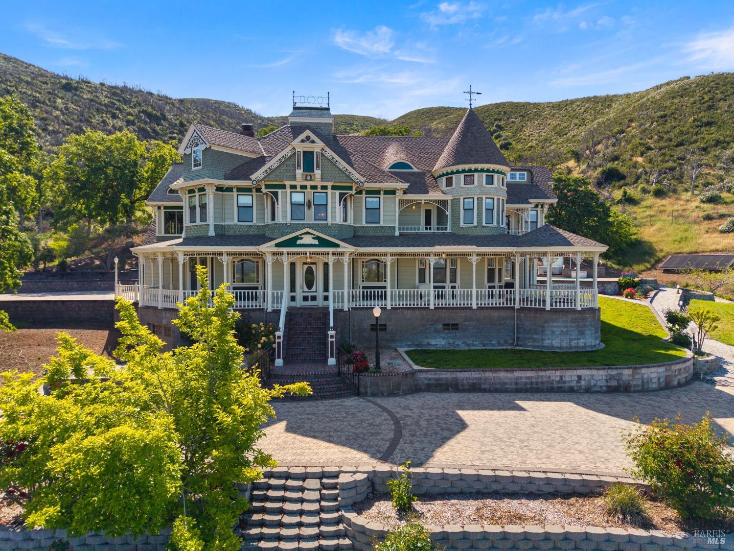 Detail Gallery Image 6 of 87 For 5605 George Rd, Lakeport,  CA 95453 - 4 Beds | 5/3 Baths