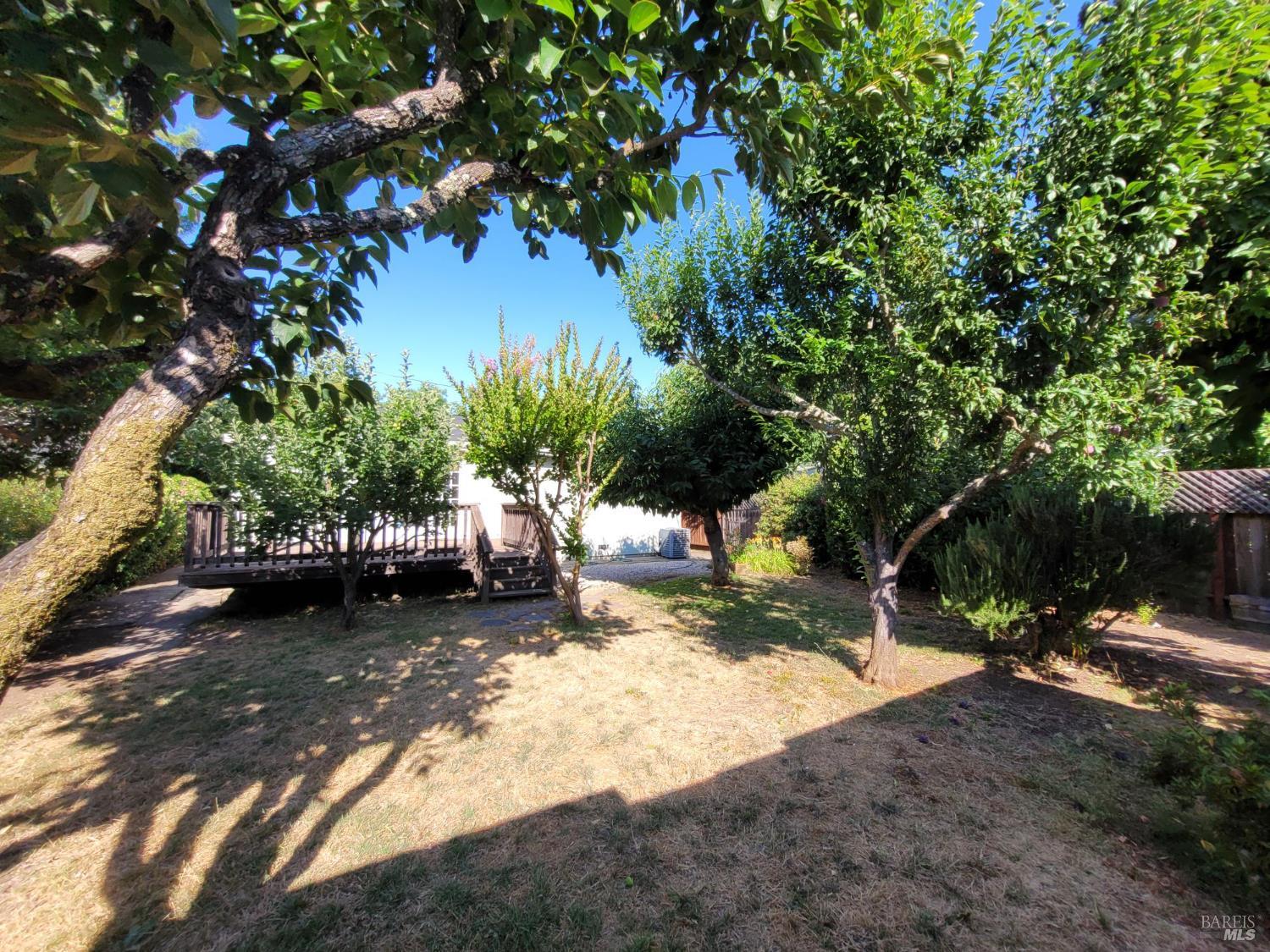 Detail Gallery Image 16 of 18 For 18135 Lucas Ave, Sonoma,  CA 95476 - 2 Beds | 2 Baths
