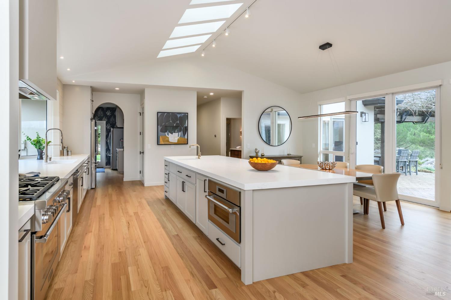 Detail Gallery Image 21 of 58 For 2300 Mill Creek Ln, Healdsburg,  CA 95448 - 3 Beds | 3 Baths