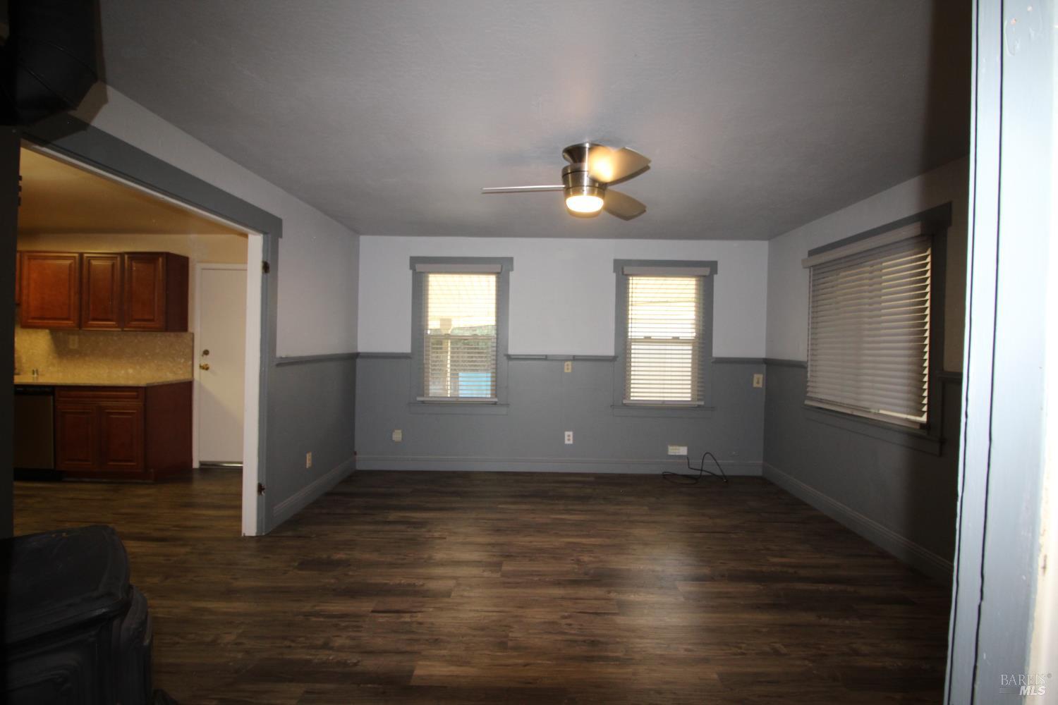 Detail Gallery Image 7 of 26 For 206 Woodrow Ave, Vallejo,  CA 94591 - 3 Beds | 2 Baths