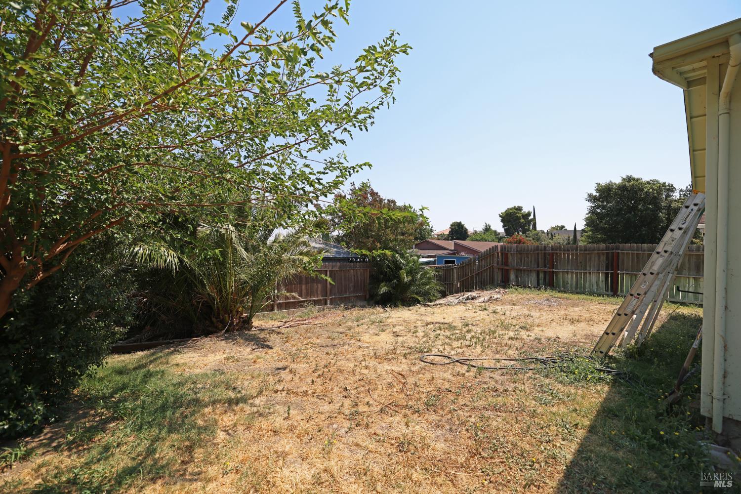 Detail Gallery Image 15 of 17 For 235 Trinity Ct, Rio Vista,  CA 94571 - 3 Beds | 1/1 Baths