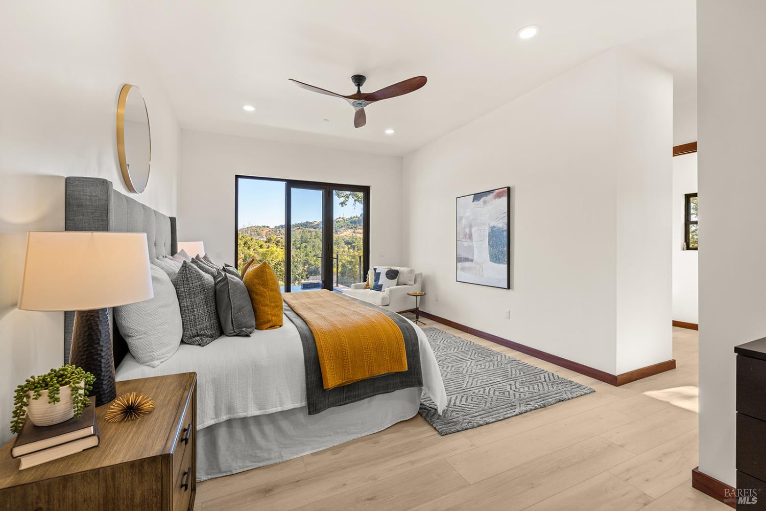 Detail Gallery Image 45 of 93 For 5044 Linda Ln, Santa Rosa,  CA 95404 - 3 Beds | 3/1 Baths