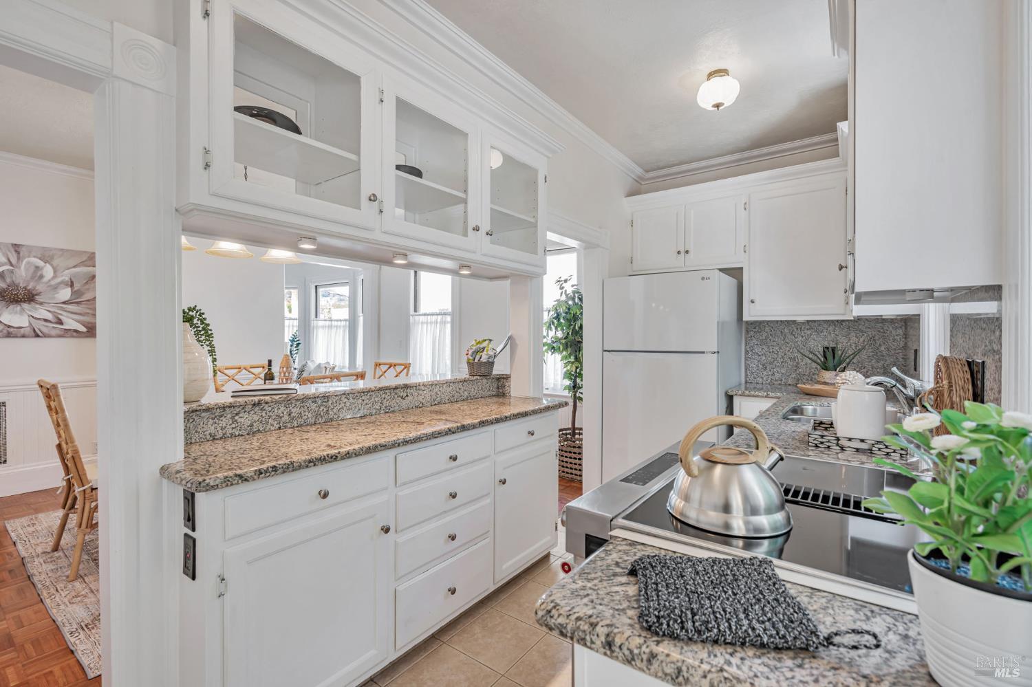 Detail Gallery Image 16 of 48 For 29 Frances St, San Rafael,  CA 94901 - – Beds | – Baths