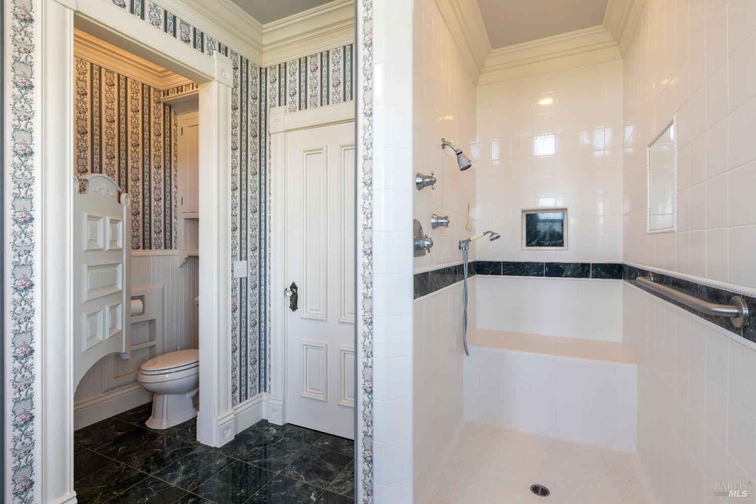 Detail Gallery Image 34 of 87 For 5605 George Rd, Lakeport,  CA 95453 - 4 Beds | 5/3 Baths