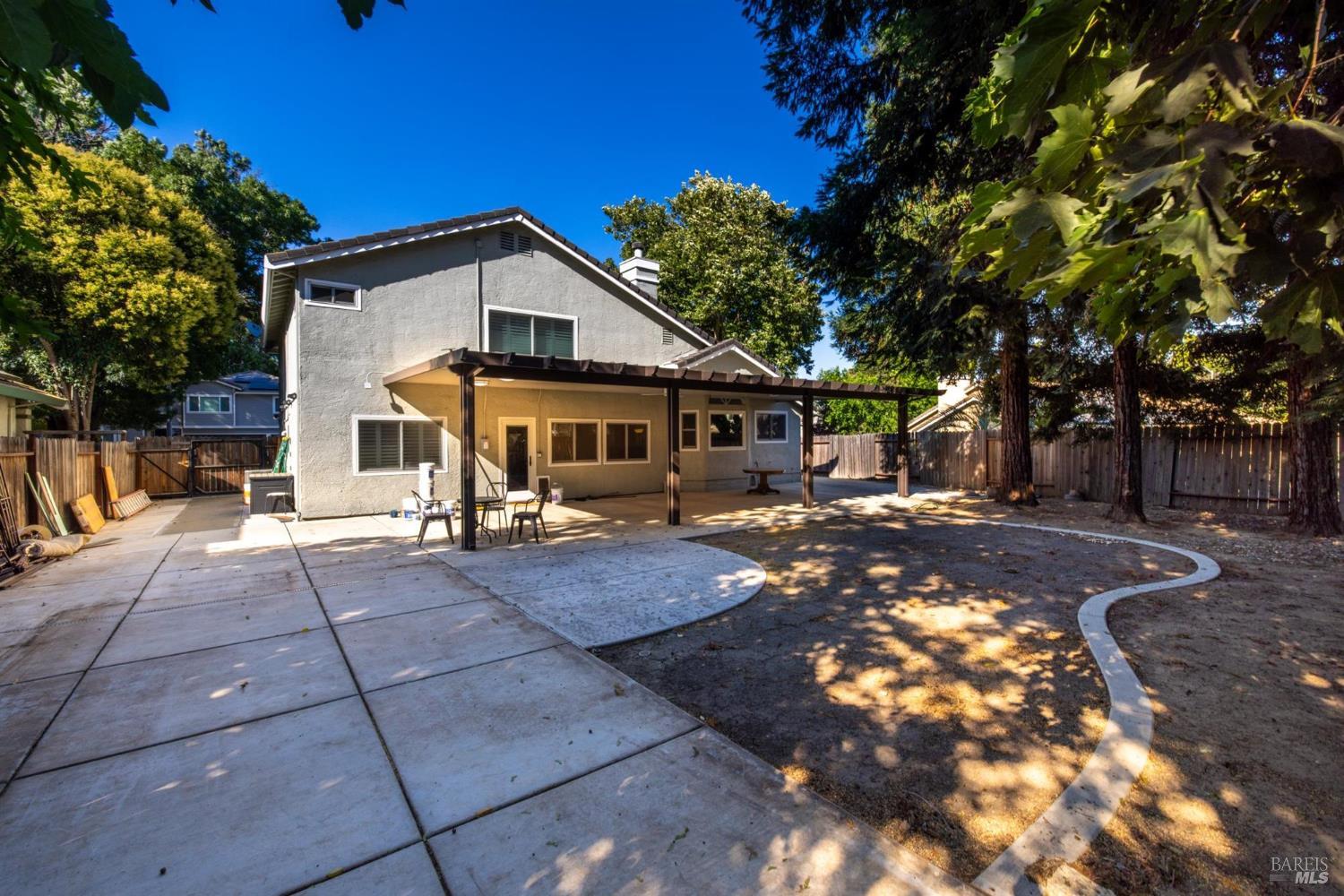 Detail Gallery Image 51 of 60 For 654 Rutgers St, Vacaville,  CA 95687 - 5 Beds | 3 Baths