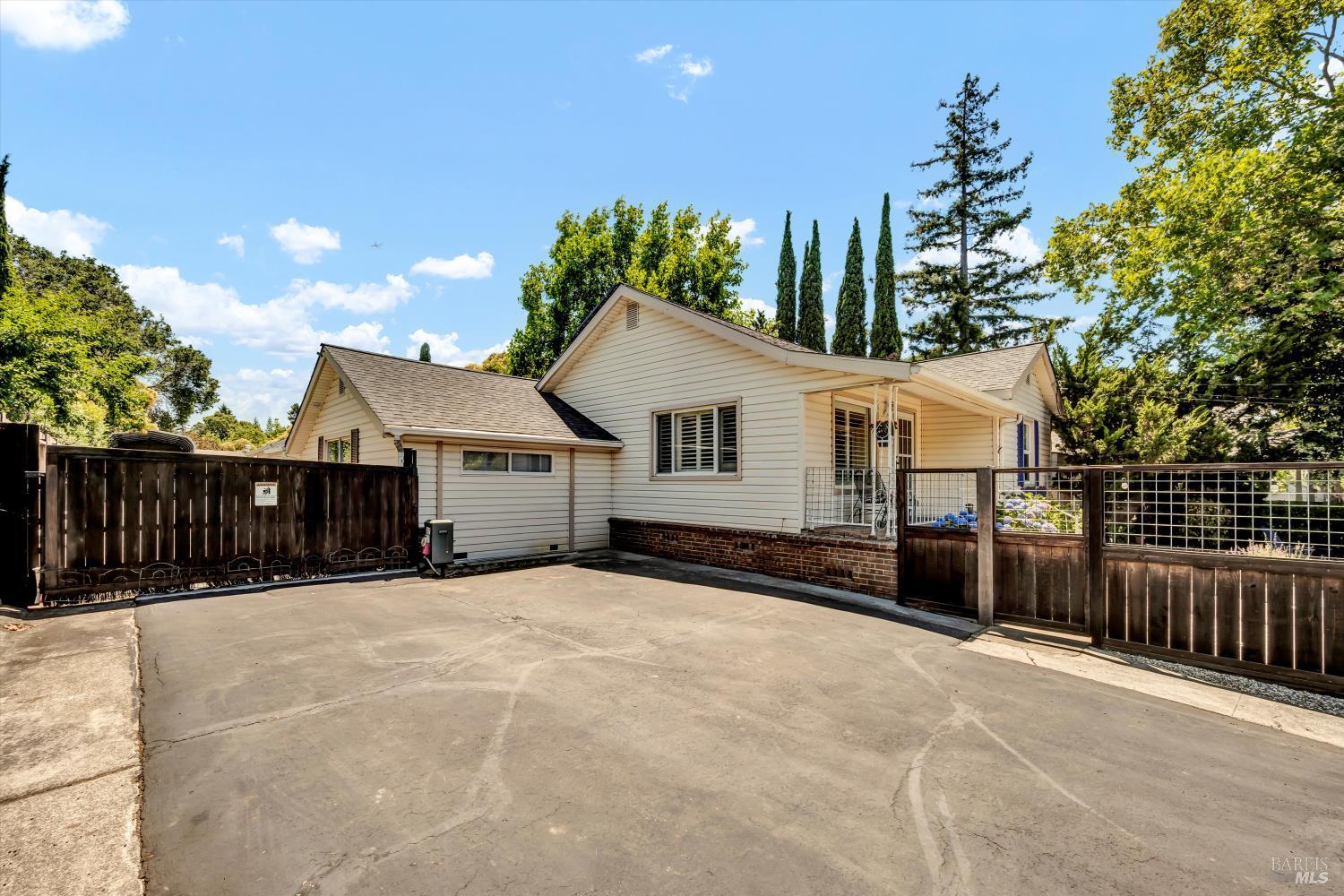 Detail Gallery Image 50 of 63 For 1015 Shetler Ave, Napa,  CA 94559 - 3 Beds | 2/1 Baths
