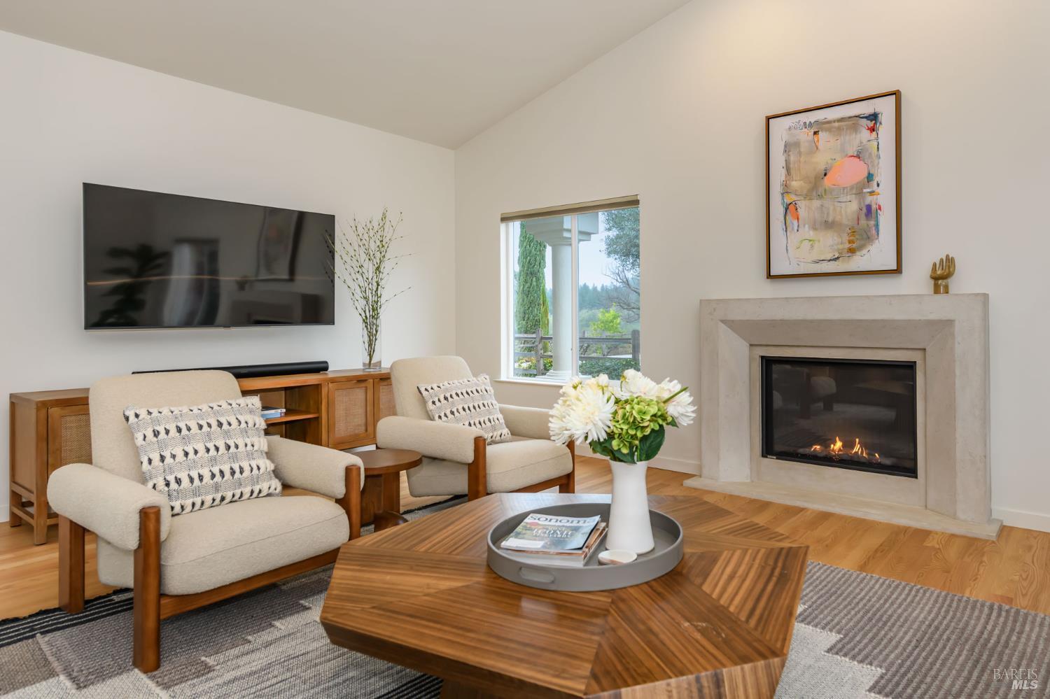 Detail Gallery Image 10 of 58 For 2300 Mill Creek Ln, Healdsburg,  CA 95448 - 3 Beds | 3 Baths