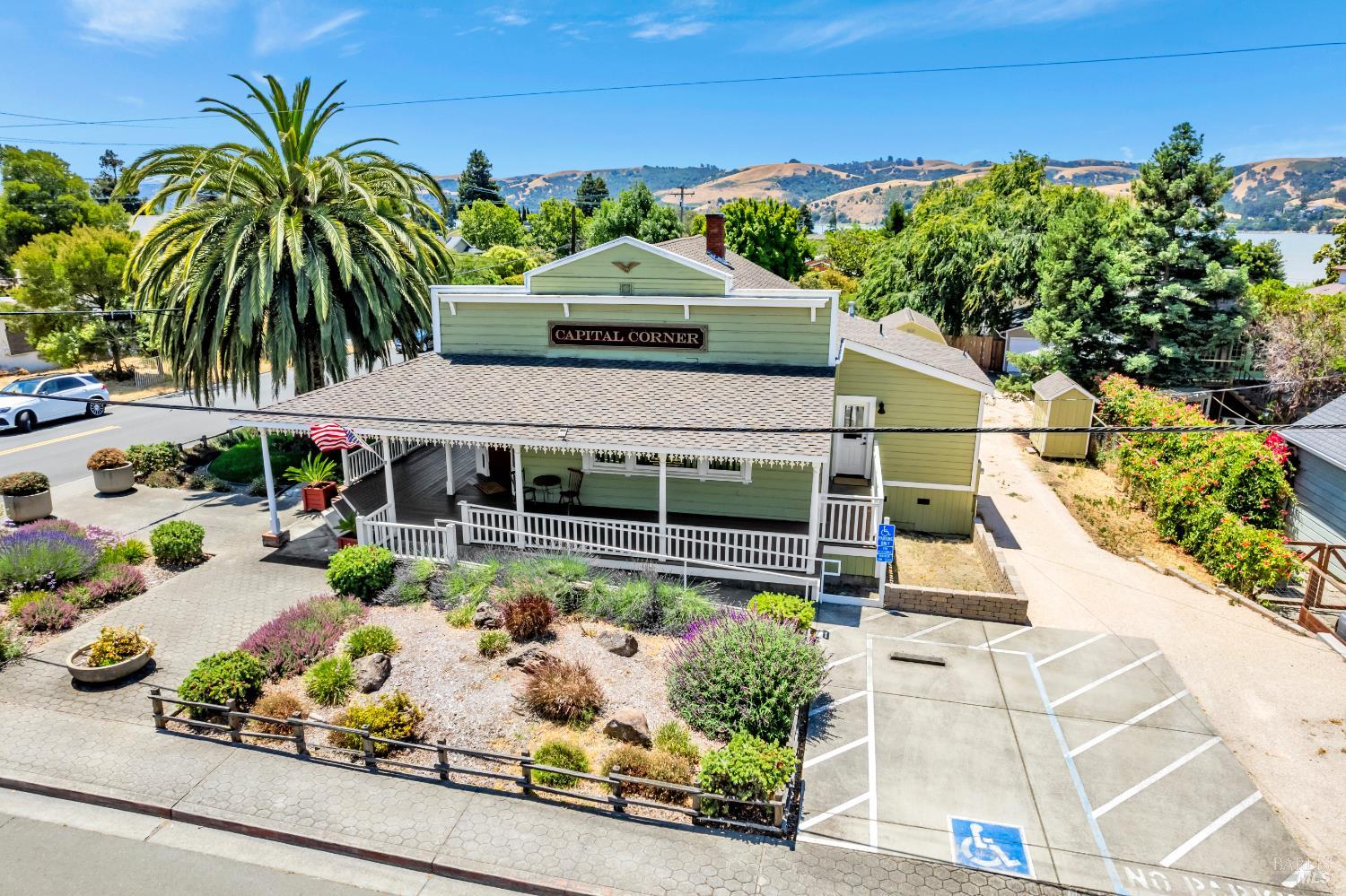 Detail Gallery Image 53 of 71 For 602 W K St, Benicia,  CA 94510 - – Beds | – Baths