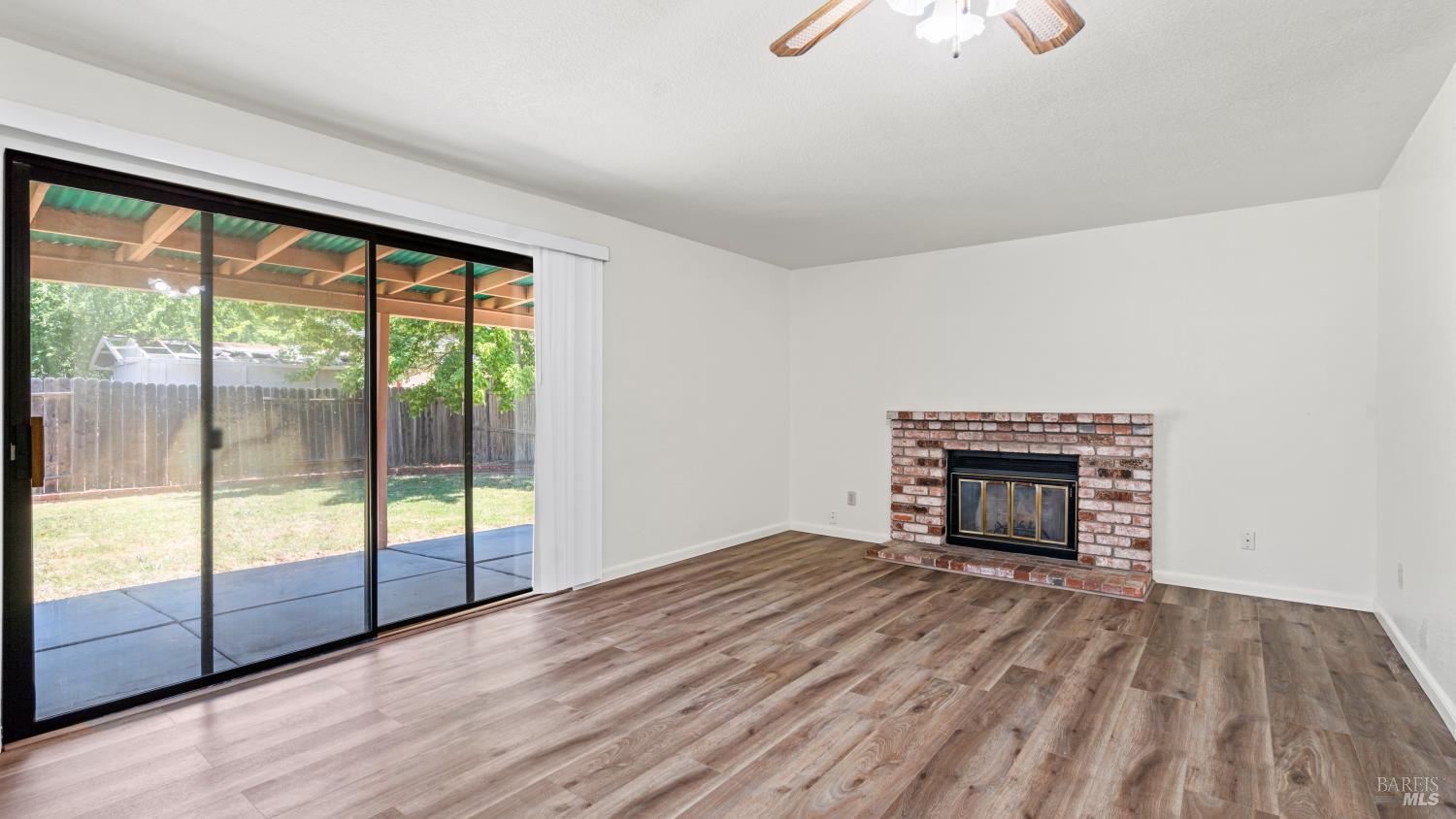 Detail Gallery Image 14 of 39 For 231 Park Ln, Vacaville,  CA 95687 - 3 Beds | 2/1 Baths