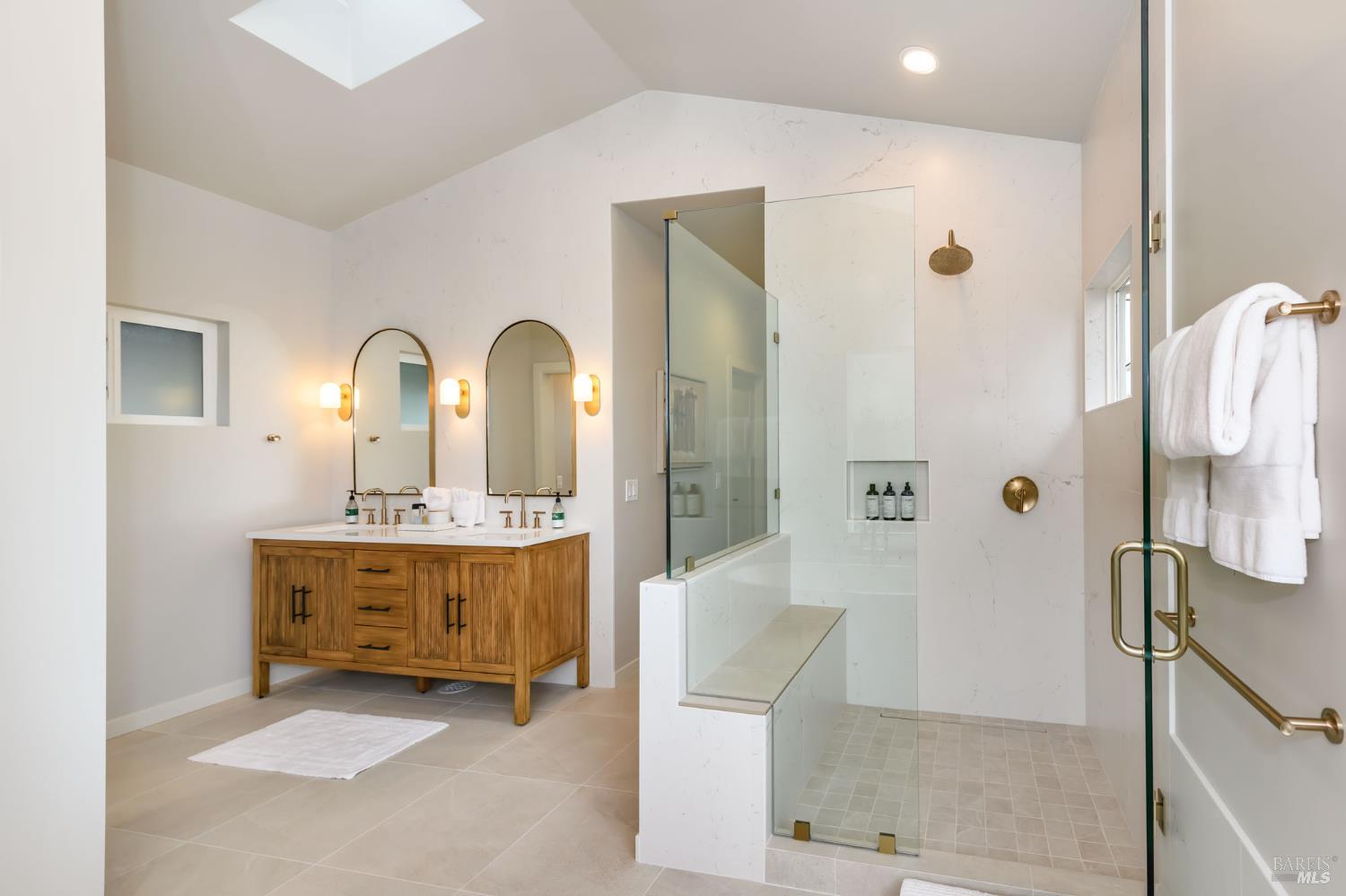 Detail Gallery Image 26 of 58 For 2300 Mill Creek Ln, Healdsburg,  CA 95448 - 3 Beds | 3 Baths