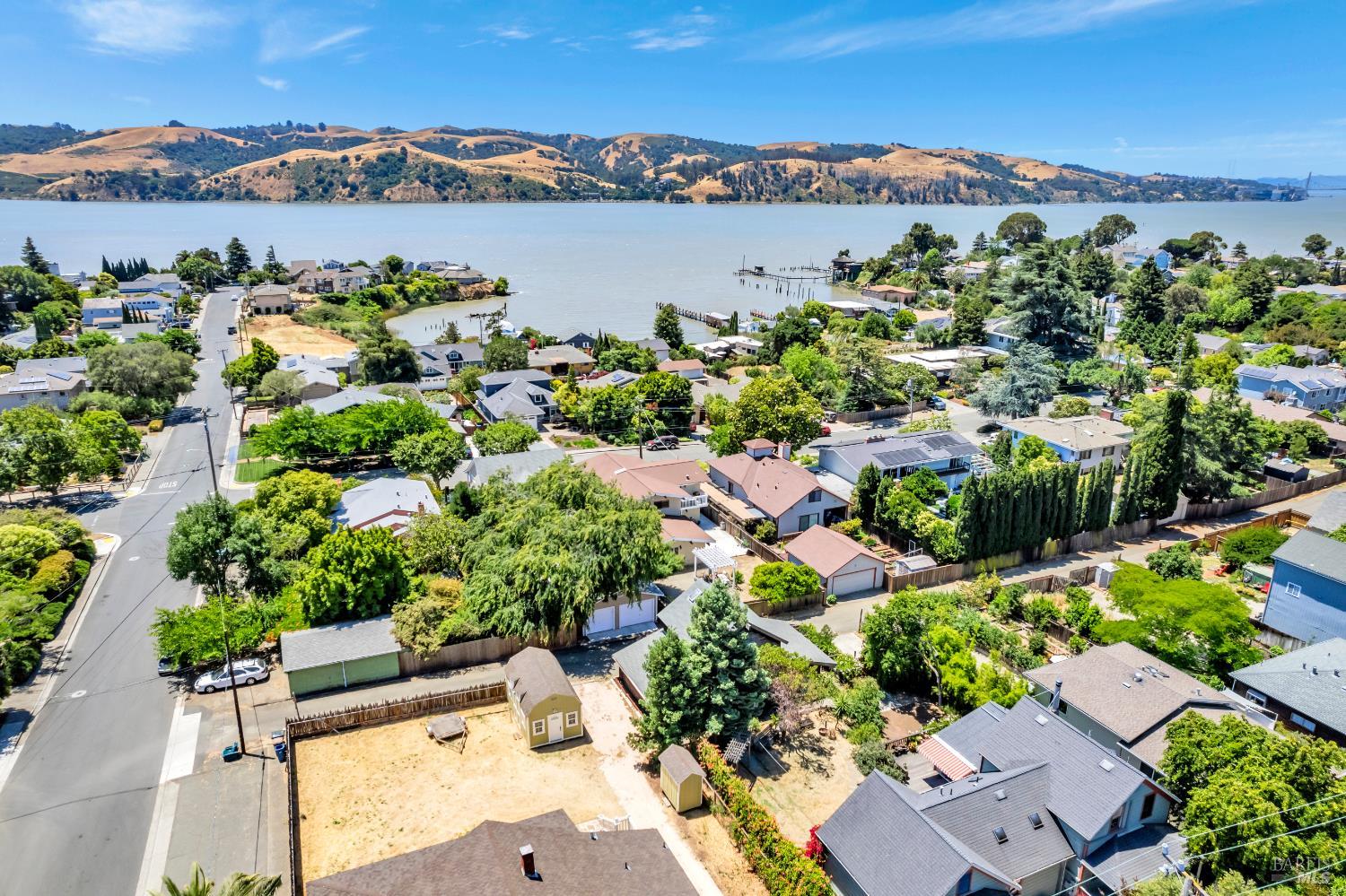 Detail Gallery Image 65 of 71 For 602 W K St, Benicia,  CA 94510 - – Beds | – Baths