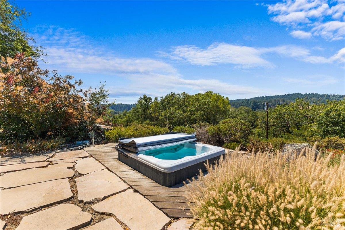 Detail Gallery Image 44 of 58 For 2300 Mill Creek Ln, Healdsburg,  CA 95448 - 3 Beds | 3 Baths