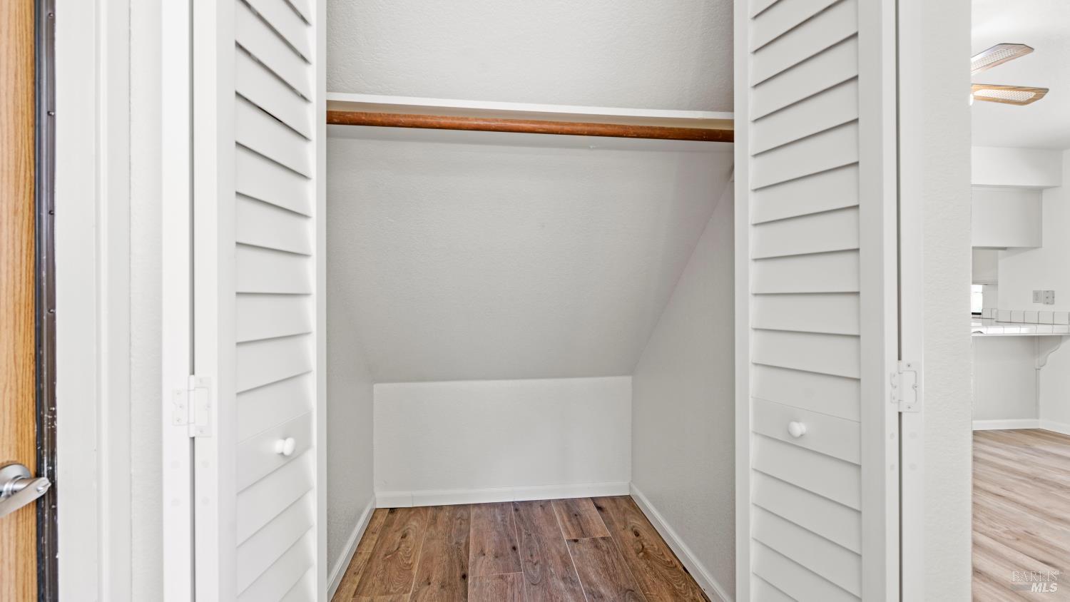 Detail Gallery Image 17 of 39 For 231 Park Ln, Vacaville,  CA 95687 - 3 Beds | 2/1 Baths