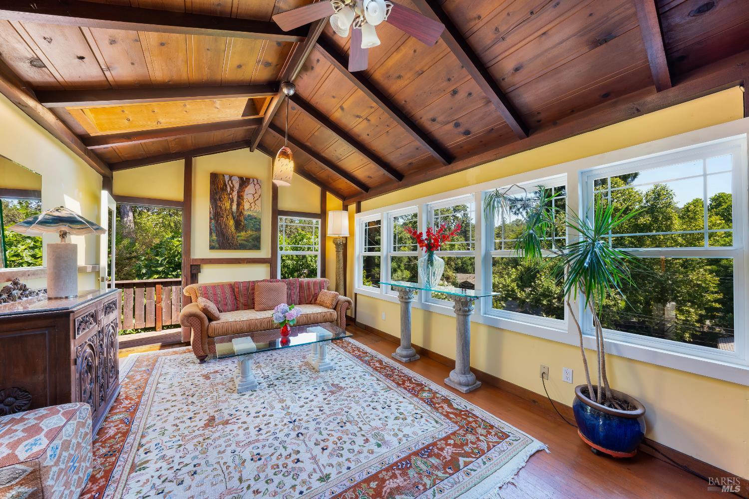 Detail Gallery Image 17 of 26 For 2693 S Fitch Mountain Rd, Healdsburg,  CA 95448 - 4 Beds | 3 Baths
