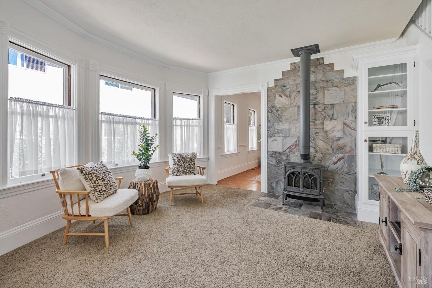 Detail Gallery Image 9 of 48 For 29 Frances St, San Rafael,  CA 94901 - – Beds | – Baths