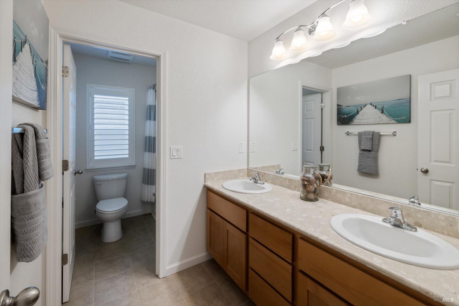 Detail Gallery Image 26 of 63 For 5294 Gramercy Cir, Fairfield,  CA 94533 - 5 Beds | 3/1 Baths
